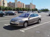 Usado Renault Laguna III Expression 140 CV (102 kW) 2009 Beige Berlina