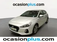 Usado Hyundai i30 110 CV (80 kW) 2018 Gris plata Utilitario