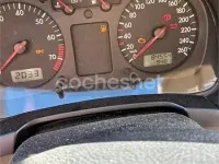 Usado VW Golf IV Highline 105 CV (77 kW) 2001 Azul Berlina