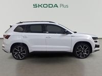Usado Skoda Karoq SportLine 150 CV (110 kW) 2024 Gris plata SUV