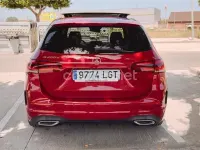 Usado Mercedes B200 136 CV (100 kW) 2020 Rojo Utilitario