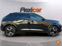 Usado Peugeot 2008 Active 100 CV (73 kW) 2023 Negro SUV
