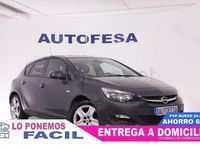 Usado Opel Astra Selective 140 CV (102 kW) 2015 Negro Berlina