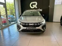 Usado Dacia Jogger Comfort 110 CV (80 kW) 2022 Gris / plata Monovolumen