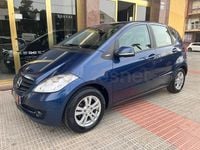 Usado Mercedes A180 116 HP (85 kW) 2011 Azul Monovolume