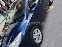 Usado Ford Focus Trend 125 CV (91 kW) 2012 Azul Familiar