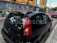 Usado Peugeot 107 68 CV (50 kW) 2006 Negro Utilitario