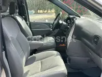 Usado Chrysler Voyager Executive 150 CV (110 kW) 2007 Gris / plata Monovolumen