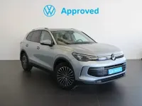 Usado VW Tiguan Life 150 CV (110 kW) 2024 Gris SUV