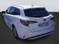 Usado Toyota Corolla Active 122 CV (89 kW) 2022 Blanco Familiar