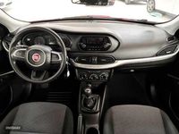 Usado Fiat Tipo Pop 95 CV (69 kW) 2019 Rojo Familiar