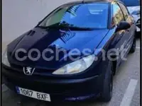 Usado Peugeot 206 75 CV (55 kW) 2002 Azul Berlina