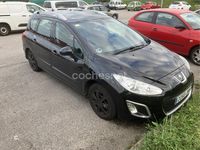 Usado Peugeot 308 SW Access 92 CV (67 kW) 2012 Negro Familiar