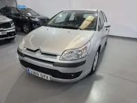 Usado Citroën C4 Seduction 92 CV (67 kW) 2006 Plateado Utilitario