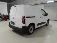 Usado Citroën Berlingo 75 CV (55 kW) 2019 Blanco Monovolumen