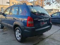 Usado Hyundai Tucson Style 112 CV (82 kW) 2005 Azul SUV