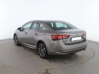 Usado Toyota Avensis Advance 143 CV (105 kW) 2015 Beige Berlina