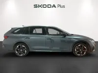 Usado Skoda Octavia RS 245 CV (180 kW) 2022 Gris Familiar