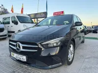 Usado Mercedes B180 116 CV (85 kW) 2020 Negro Utilitario