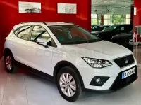 Usado Seat Arona Style 95 CV (69 kW) 2019 Blanco SUV