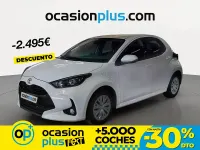 Begagnad Toyota Yaris Business Edition 69 HK (50 kW) 2023 Vit Halvkombi