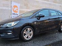 Usado Opel Astra Dynamic 136 CV (100 kW) 2016 Negro Familiar