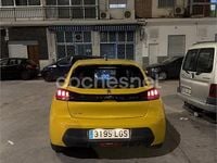 Usado Peugeot 208 Active 100 CV (73 kW) 2021 Amarillo Utilitario