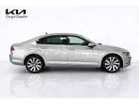 Usado VW Passat Sportline 150 CV (110 kW) 2016 Gris / plata Berlina