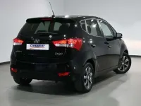 Usado Hyundai ix20 90 CV (66 kW) 2016 Negro Utilitario