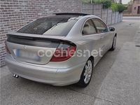 Usado Mercedes C220 143 CV (105 kW) 2001 Gris / plata Berlina