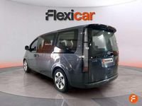 Usado Hyundai Staria 177 CV (130 kW) 2023 Gris Monovolumen