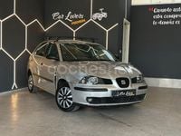 Usado Seat Ibiza Fresh 64 CV (47 kW) 2003 Gris / plata Berlina