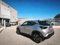 Usado Nissan Juke Acenta 114 CV (83 kW) 2024 Gris / plata SUV