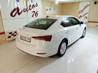 Usado Skoda Octavia Active 115 CV (84 kW) 2023 Blanco