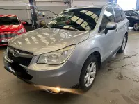 Usado Subaru Forester Sport 148 CV (108 kW) 2015 Gris / plata SUV