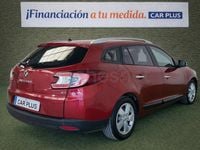 Usado Renault Mégane Dynamique 105 CV (77 kW) 2010 Rojo Berlina