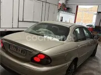 Usado Jaguar X-type 155 CV (114 kW) 2007 Beige Berlina