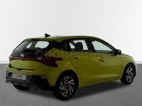 Usado Hyundai i20 100 CV (73 kW) 2024 Amarillo Utilitario