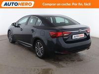 Usado Toyota Avensis Advance 143 CV (105 kW) 2017 Gris Berlina