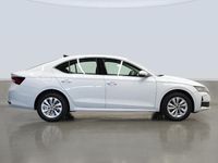 Usado Skoda Octavia Selection 116 CV (85 kW) 2025 Blanco Berlina