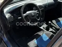 Usado Peugeot 406 112 CV (82 kW) 2001 Gris / plata Berlina