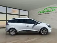 Usado Renault Clio GrandTour LIMITED 90 CV (66 kW) 2018 Blanco Familiar
