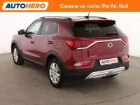 Usado SsangYong Korando 148 CV (108 kW) 2022 Rojo SUV