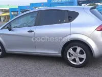 Usado Seat Leon Reference 105 CV (77 kW) 2009 Gris / plata Utilitario