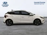 Usado Hyundai i20 84 CV (61 kW) 2023 Blanco Utilitario