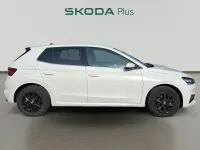 Usado Skoda Fabia Selection 80 CV (58 kW) 2024 Blanco Utilitario