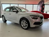 Usado Skoda Kamiq Ambition 115 CV (84 kW) 2020 Gris / plata SUV