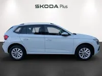 Usado Skoda Kamiq Selection 115 CV (84 kW) 2025 Blanco SUV