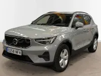 Usado Volvo XC40 163 CV (119 kW) 2025 Gris / plata SUV