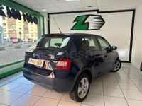 Usado Skoda Fabia Ambition 75 CV (55 kW) 2018 Azul Berlina